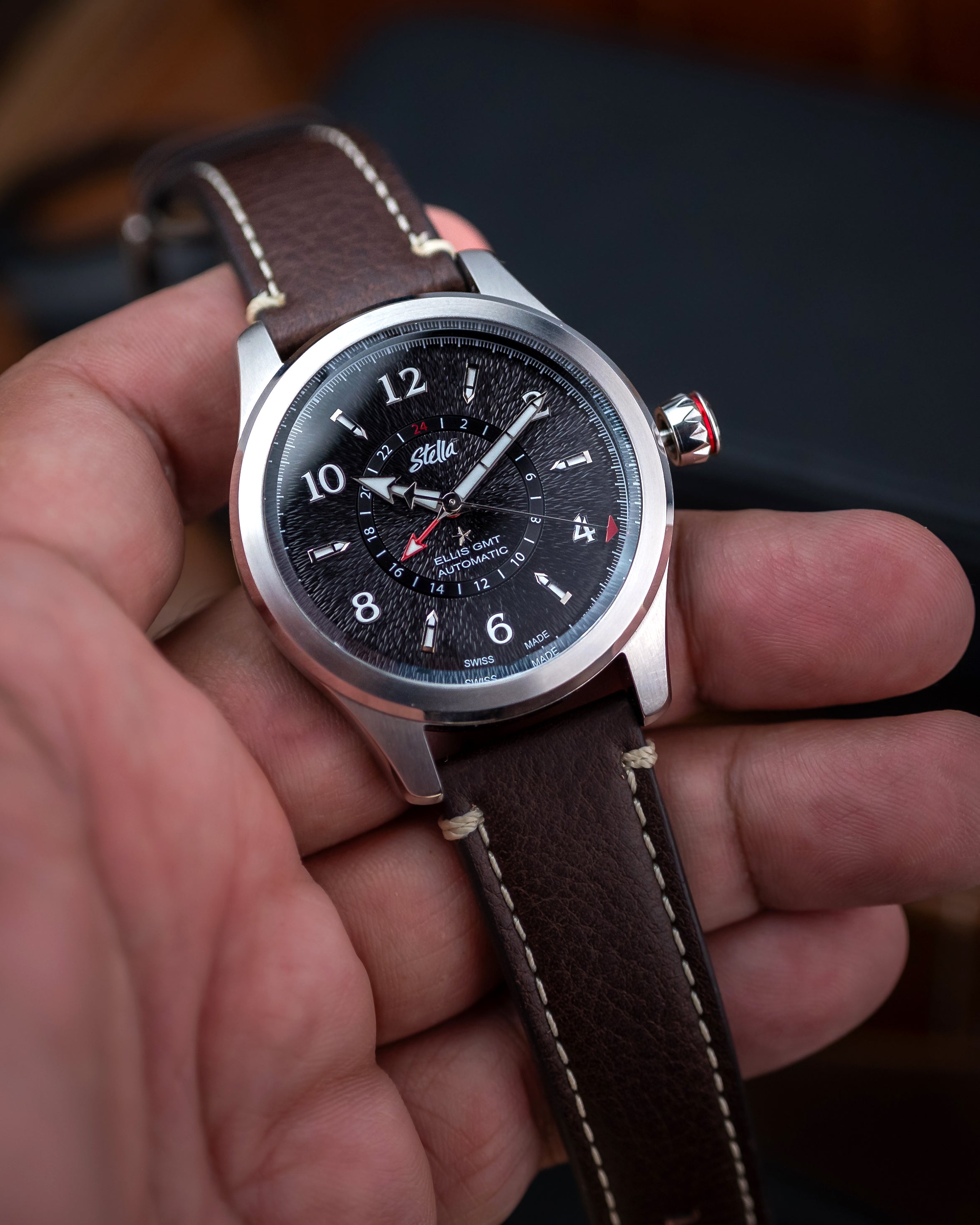 ELLIS GMT Black