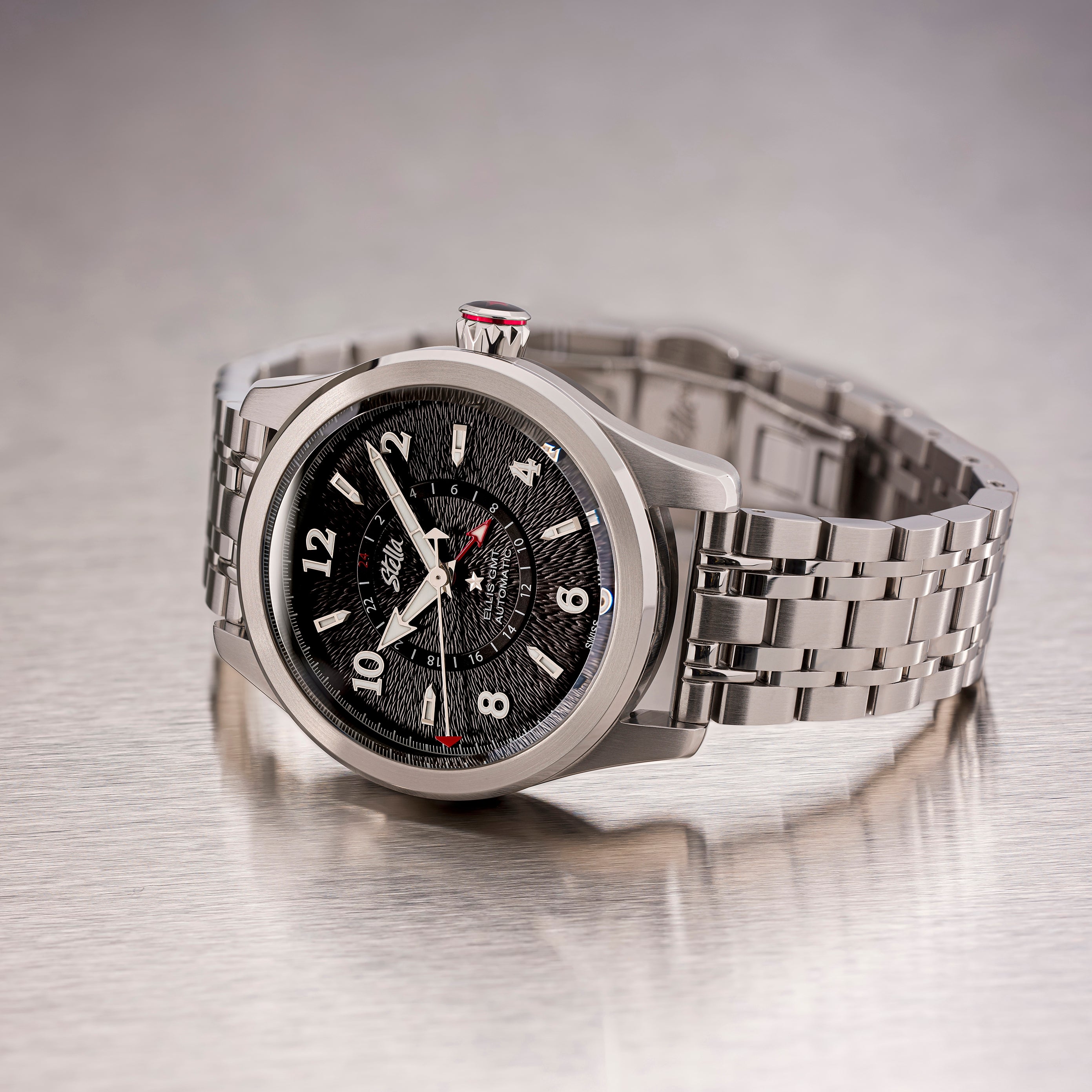 ELLIS GMT Black